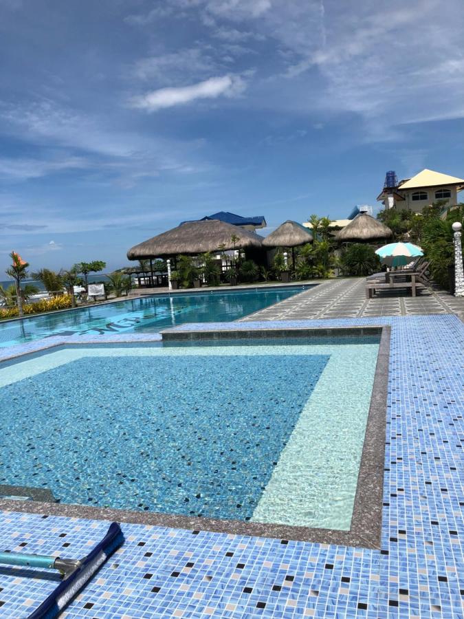 Em Royalle & Hotel 4*