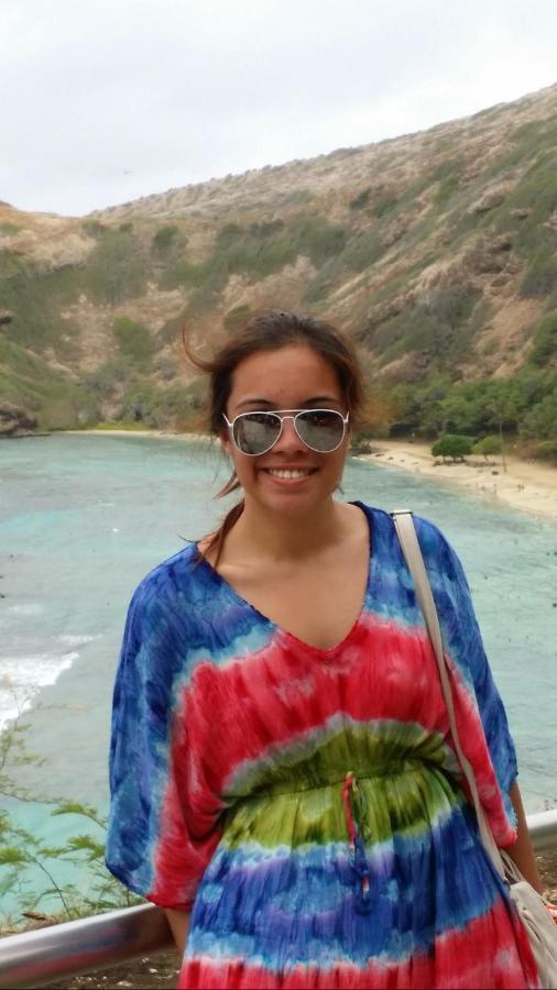 Em Royalle & 4* San Juan (La Union)