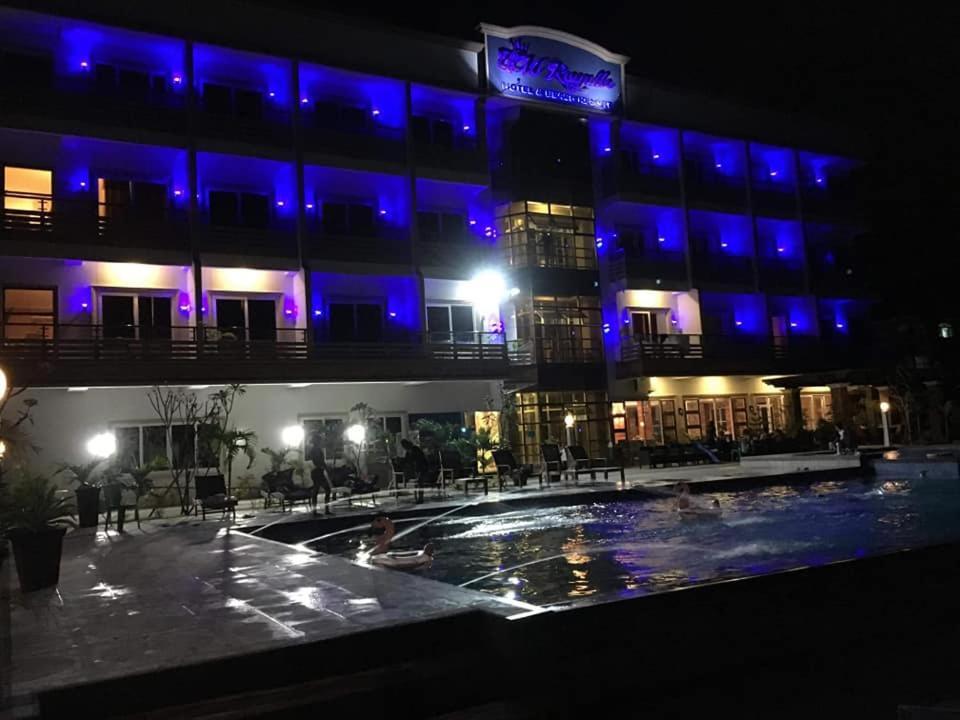 Em Royalle & Hotel 4*